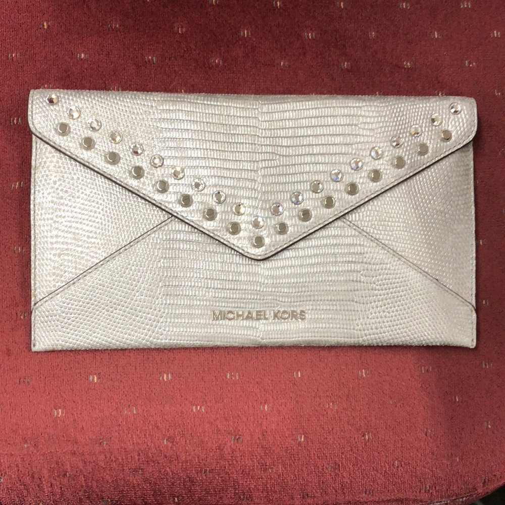 Gorgeous Michael kors clutch